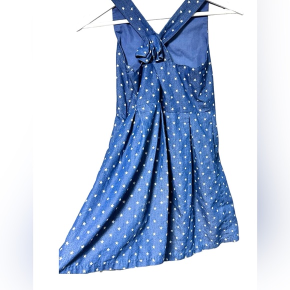 Star Sprinkled Chambray Blue Dress Criss-Cross Back Pull-On Size 14 - Picture 4 of 9